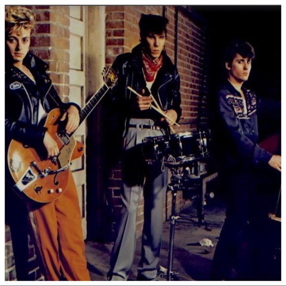 Ooh, ooh, ooh, ooh
Ooh, ooh, ooh, ooh - Picture 3 of 8